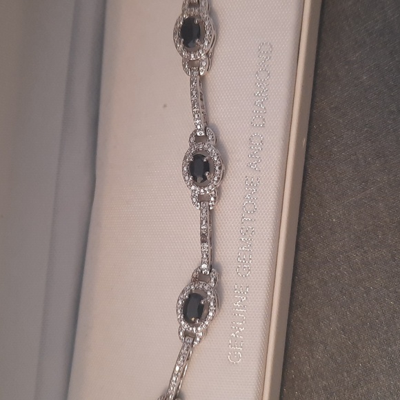Womens sapphire and diamknd bracelet - Picture 2 of 5